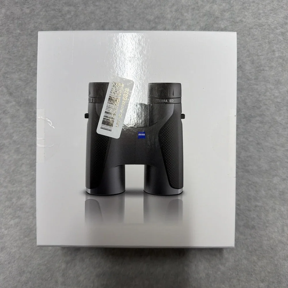 Zeiss Terra ED 10x42 Green Binoculars 524204-9908-000